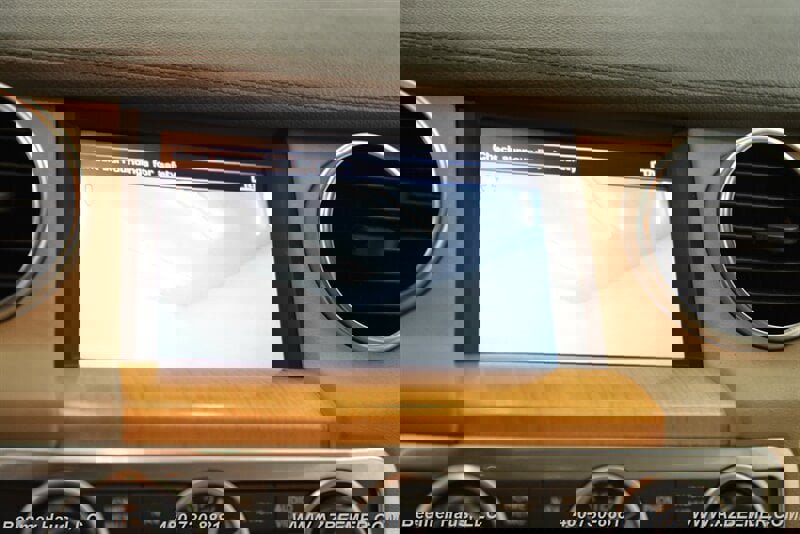 Used 2015 Land Rover LR4 HSE image 33