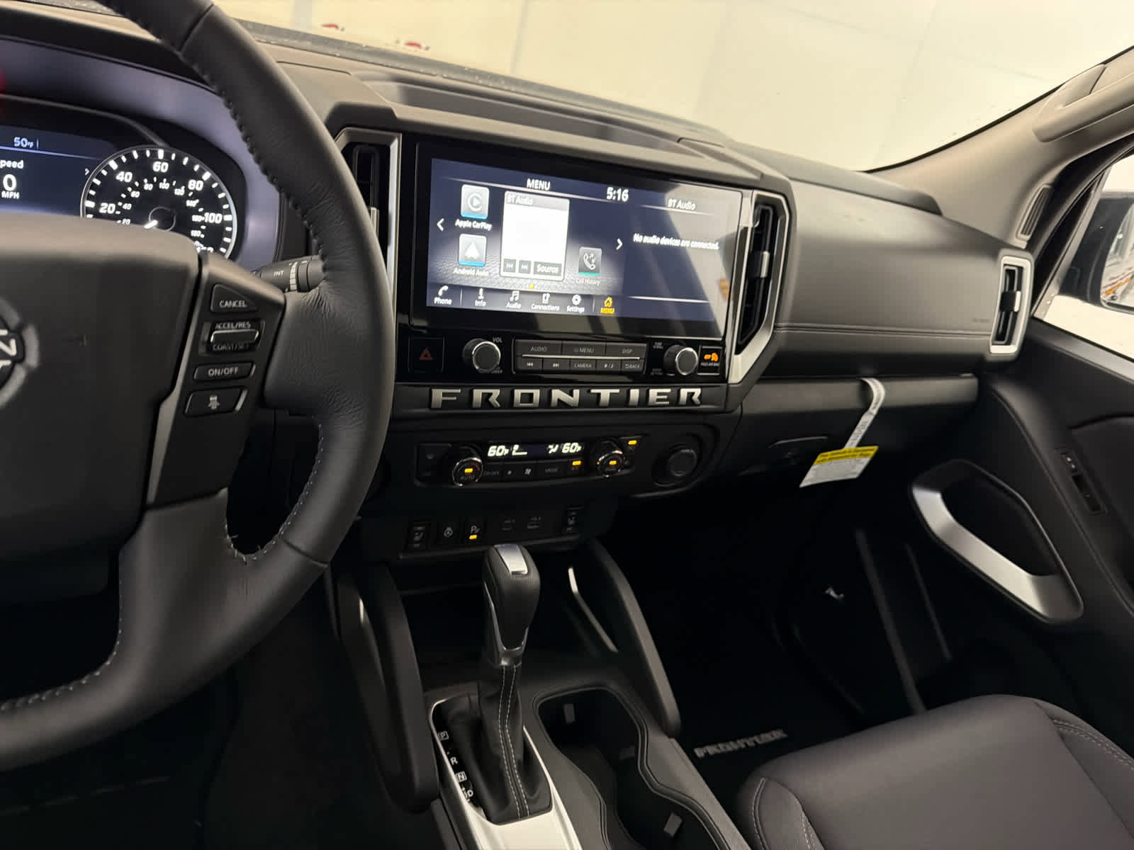 New 2025 Nissan Frontier SV w/ SV Convenience Package image 18