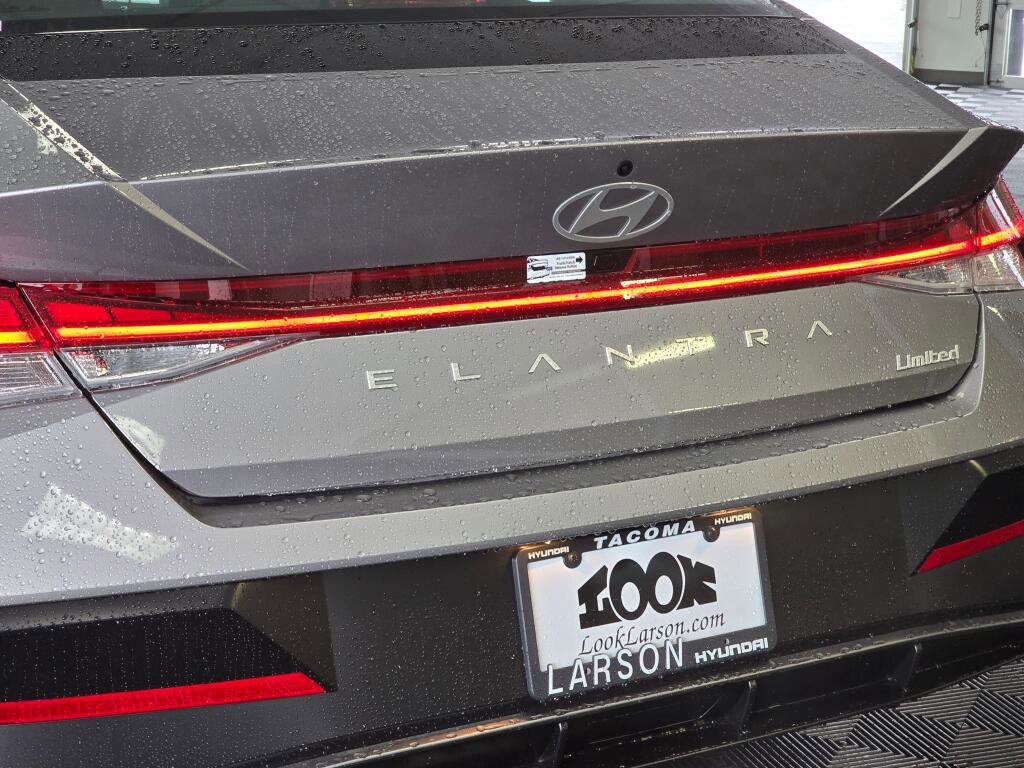 New 2026 Hyundai Elantra Limited image 13
