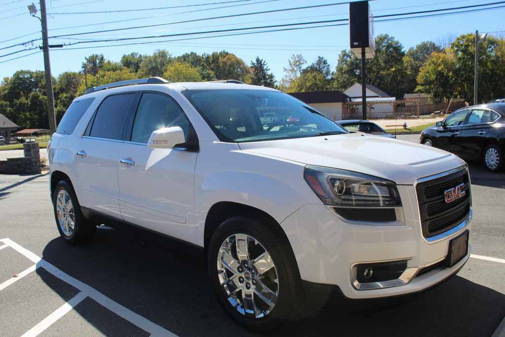 Used 2017 GMC Acadia Limited SLT AWD/4WD image 3
