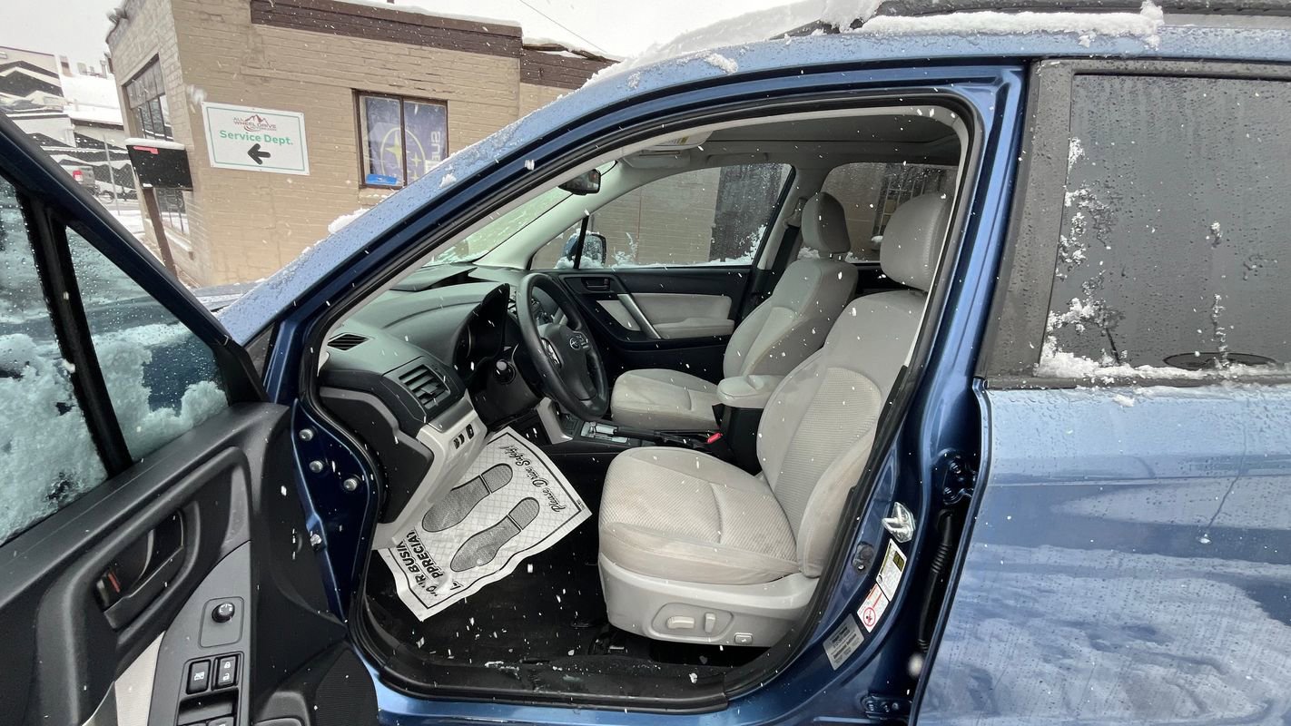 Used 2014 Subaru Forester 2.5i Premium w/ All-Weather Package image 19