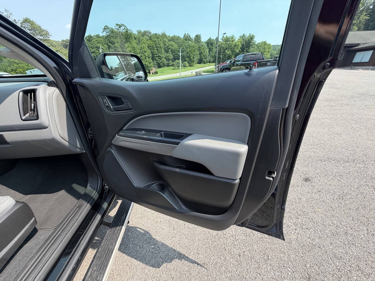 Used 2022 GMC Canyon Elevation Standard w/ Convenience Package AWD/4WD image 29