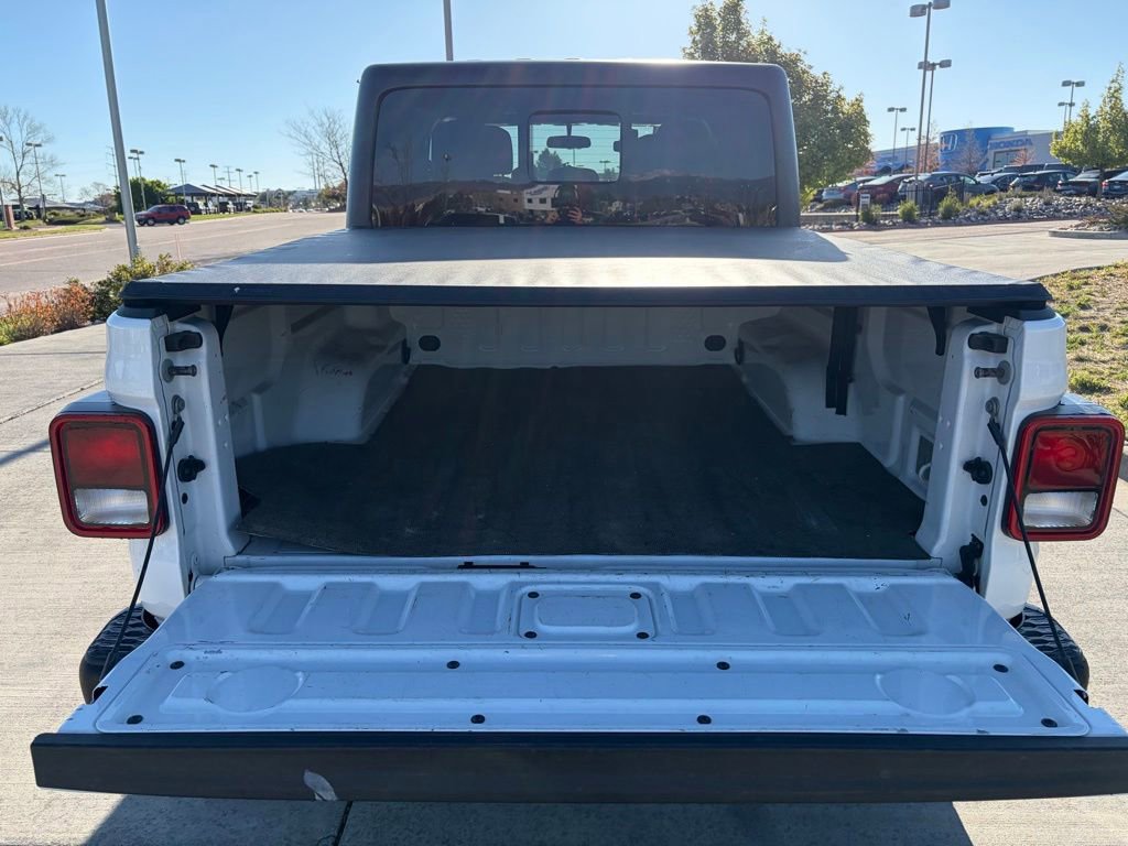 Used 2020 Jeep Gladiator Rubicon AWD/4WD image 16