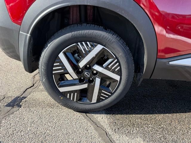 New 2026 Nissan Kicks SV FWD image 12