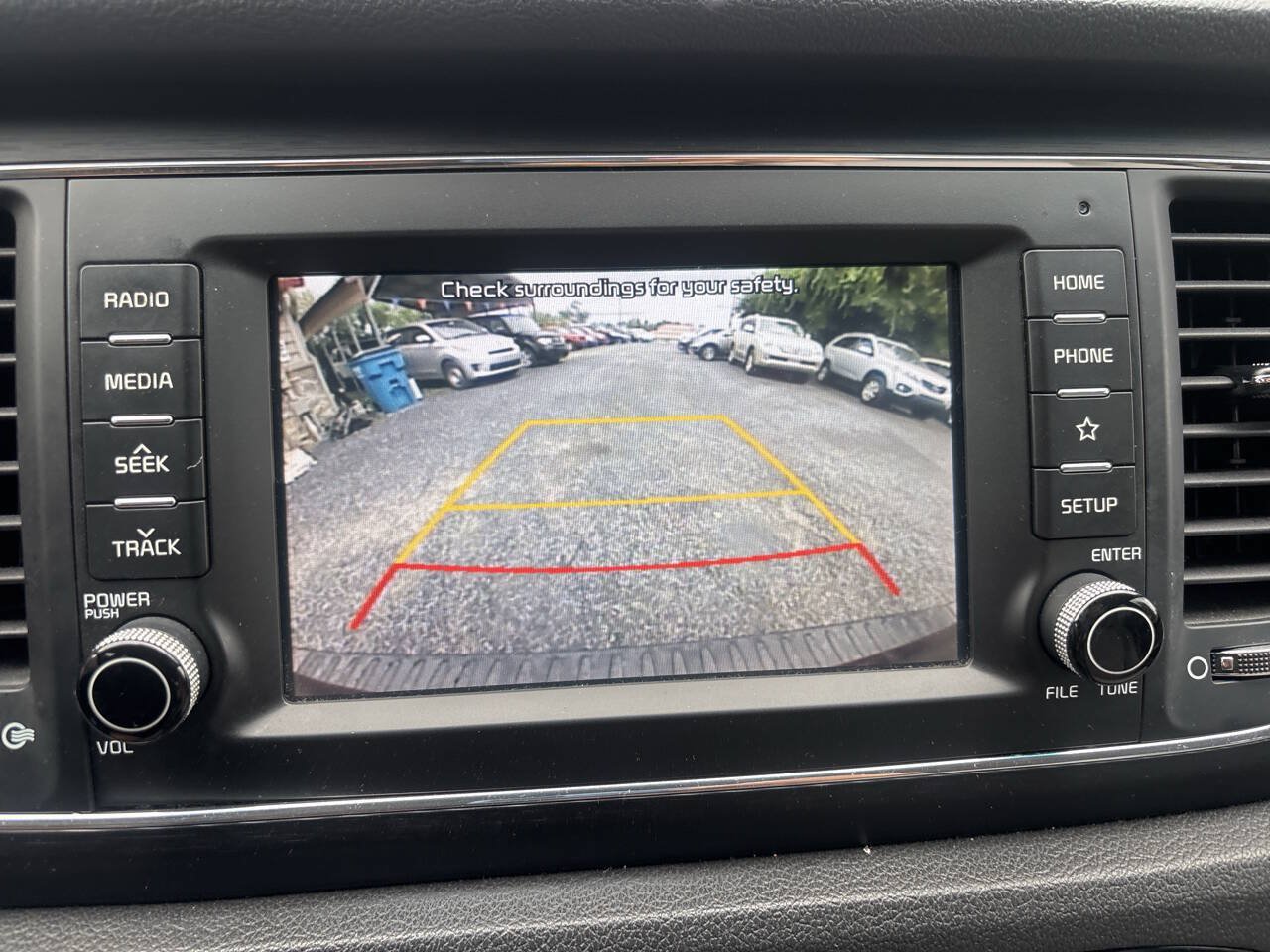 Used 2020 Kia Sedona LX FWD image 24
