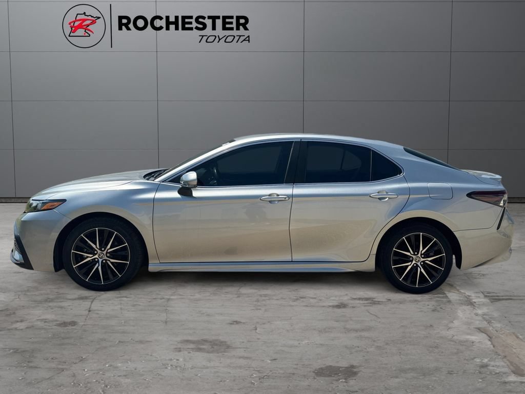 Certified 2023 Toyota Camry SE FWD image 2