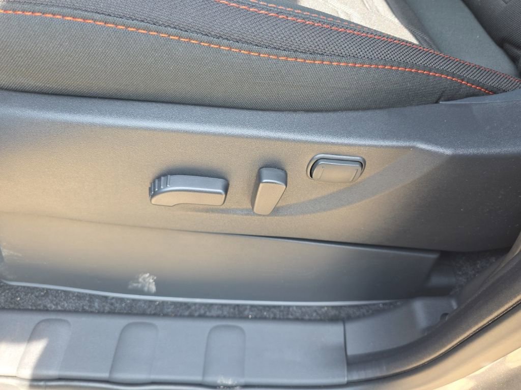 New 2025 Nissan Frontier PRO-4X image 17