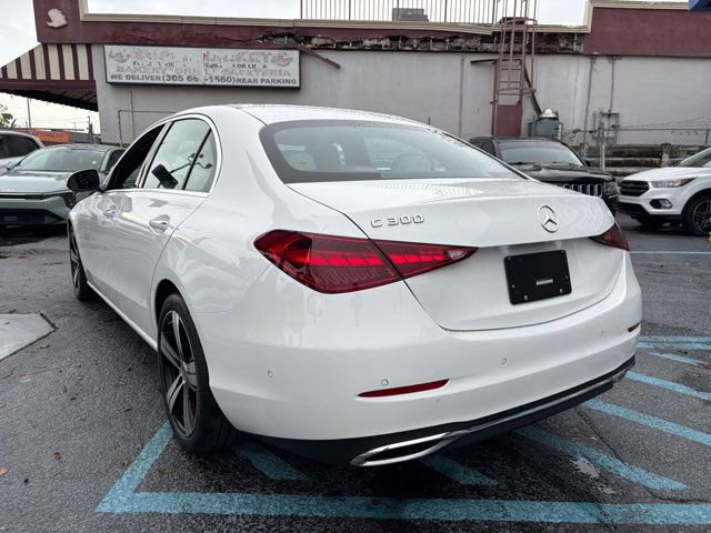 Used 2025 Mercedes-Benz C 300 Sedan image 27