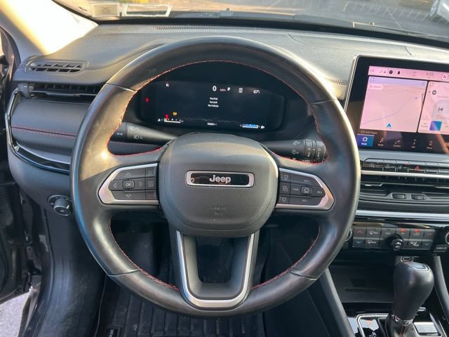Used 2022 Jeep Compass Trailhawk w/ Trailhawk Elite Group AWD/4WD image 16