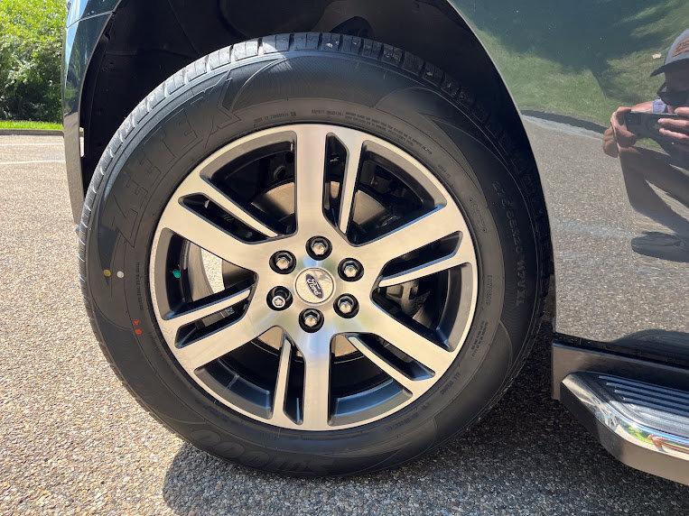 Used 2022 Ford Expedition XLT RWD image 51