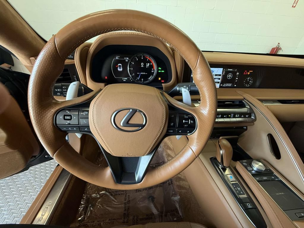 Used 2018 Lexus LC 500 Coupe w/ Touring Package RWD image 4