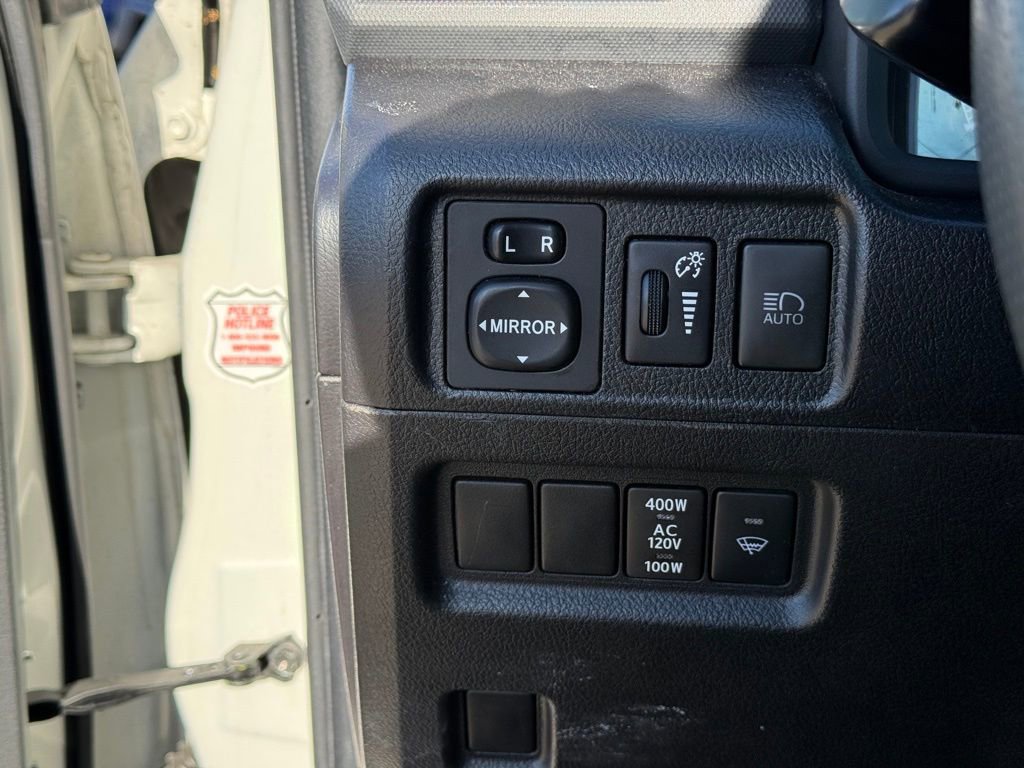 Used 2023 Toyota 4Runner SR5 image 17