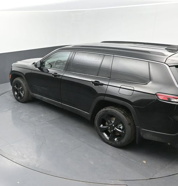 New 2026 Jeep Grand Cherokee L Limited w/ Limited Altitude Package AWD/4WD image 31