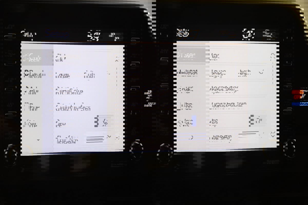 Used 2021 Toyota C-HR LE image 30