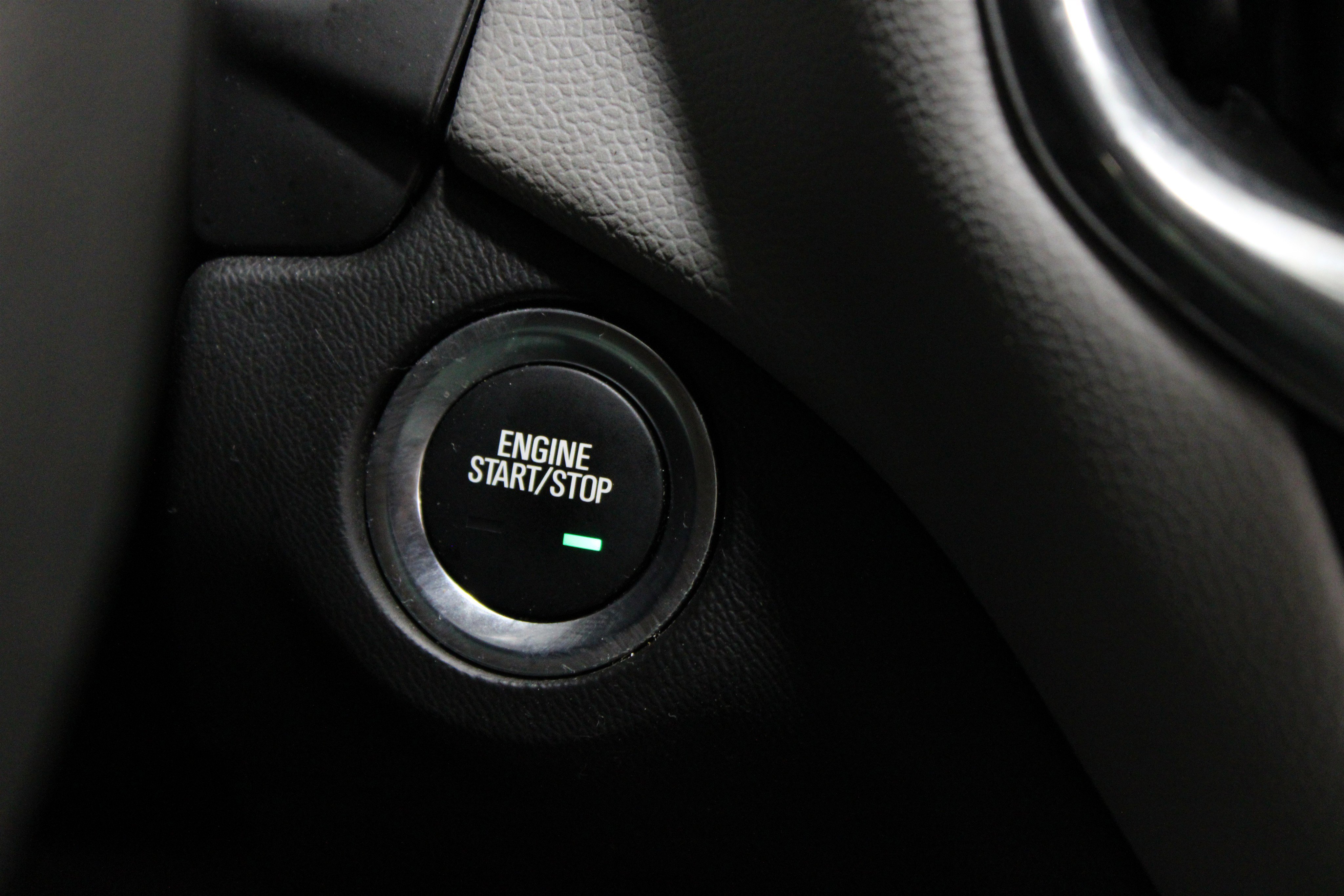 Used 2023 Chevrolet Equinox LT w/ LPO, Floor Liner Package image 17