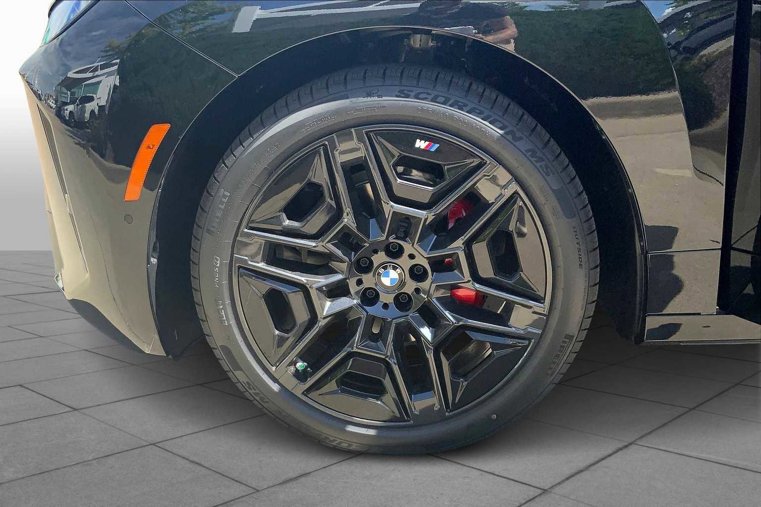 New 2026 BMW iX M70 image 12