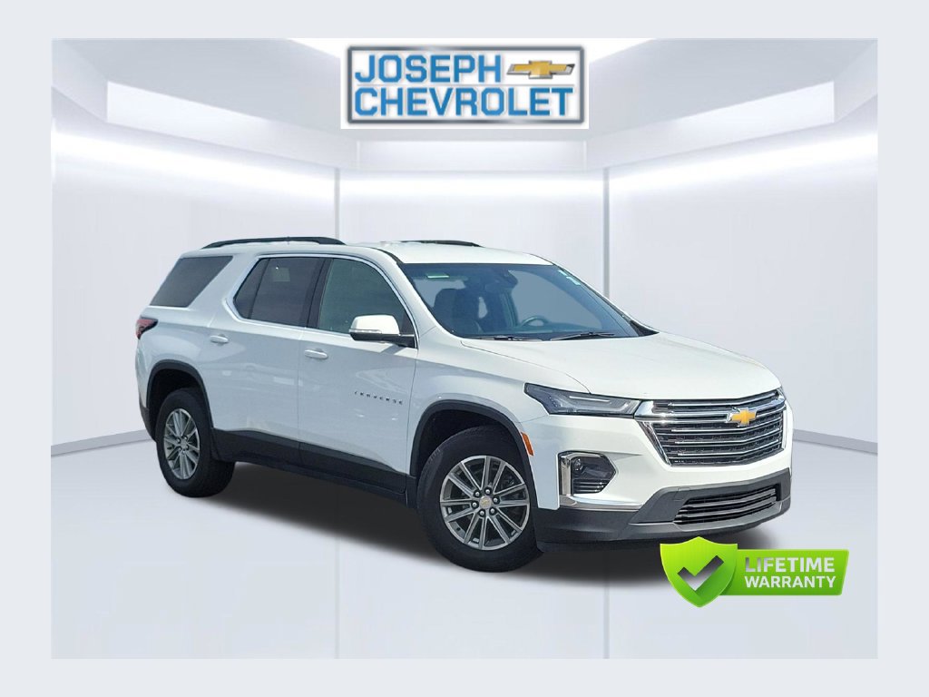 Used 2023 Chevrolet Traverse LT