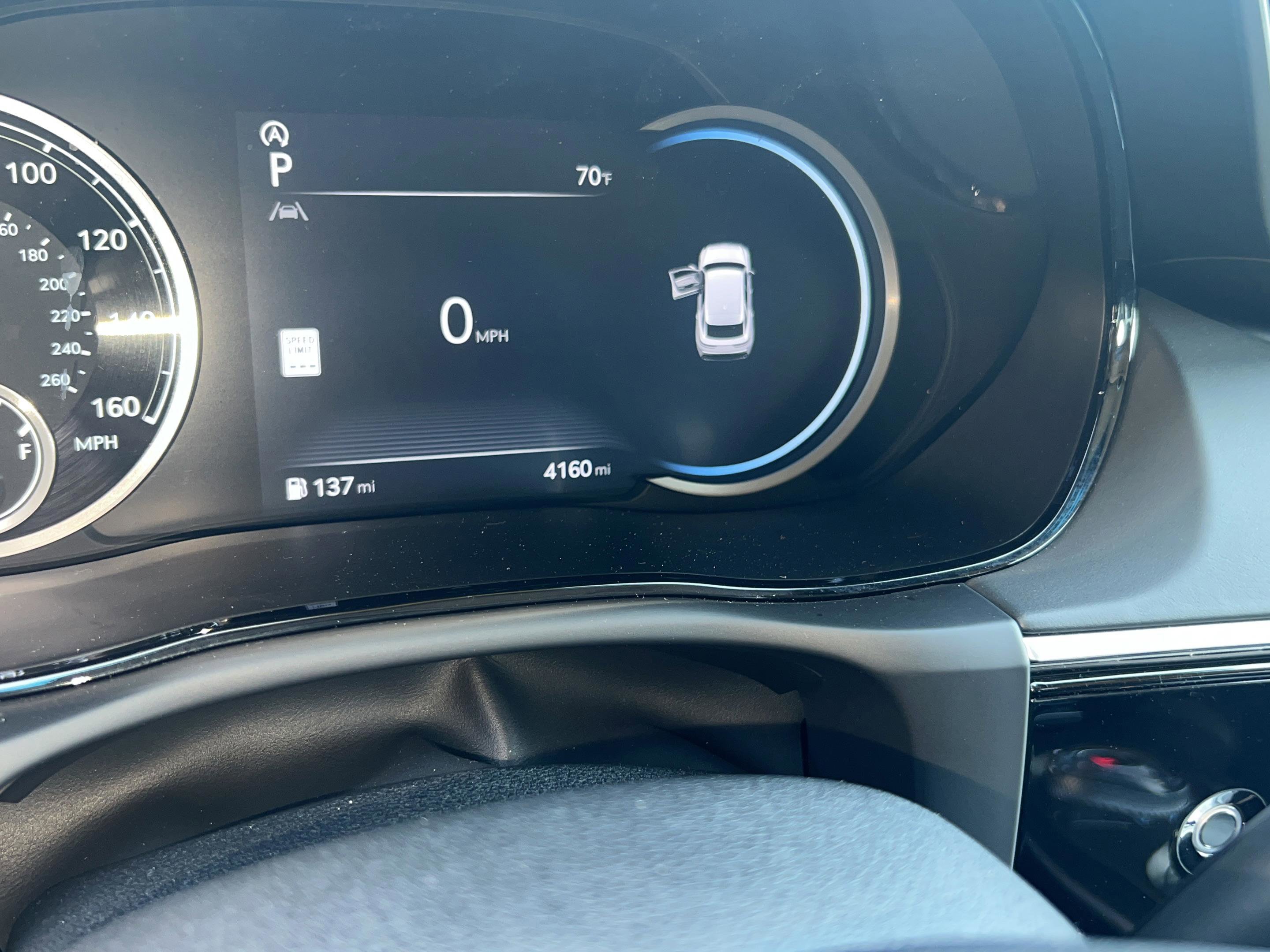 Used 2025 Genesis GV70 2.5T image 13