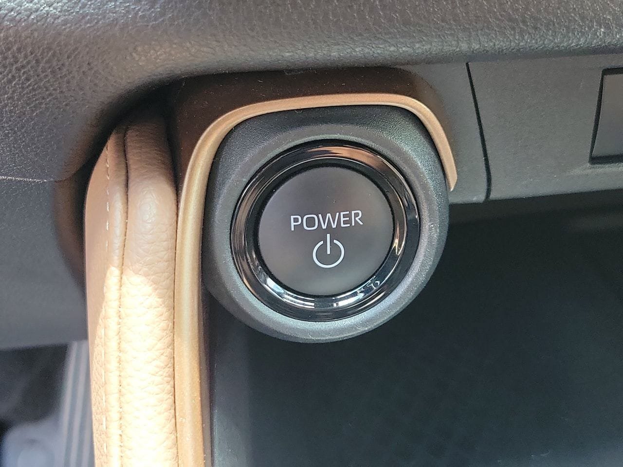 Used 2025 Toyota Grand Highlander AWD Hybrid image 32