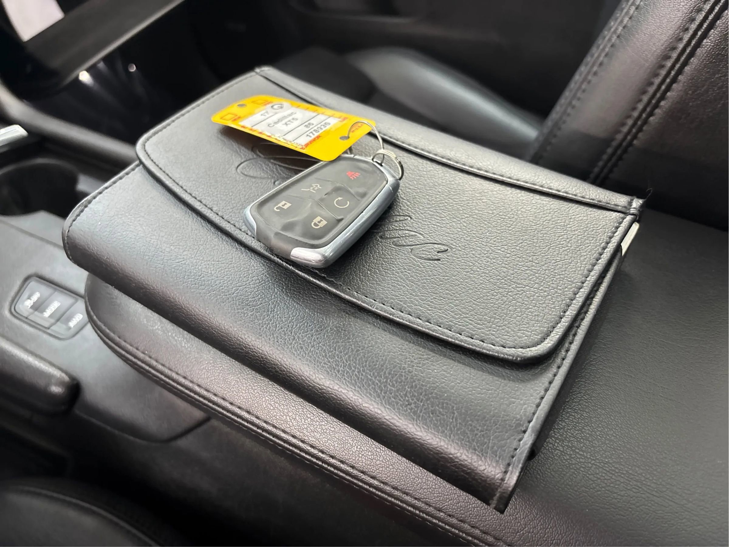 Used 2017 Cadillac XT5 Luxury image 42