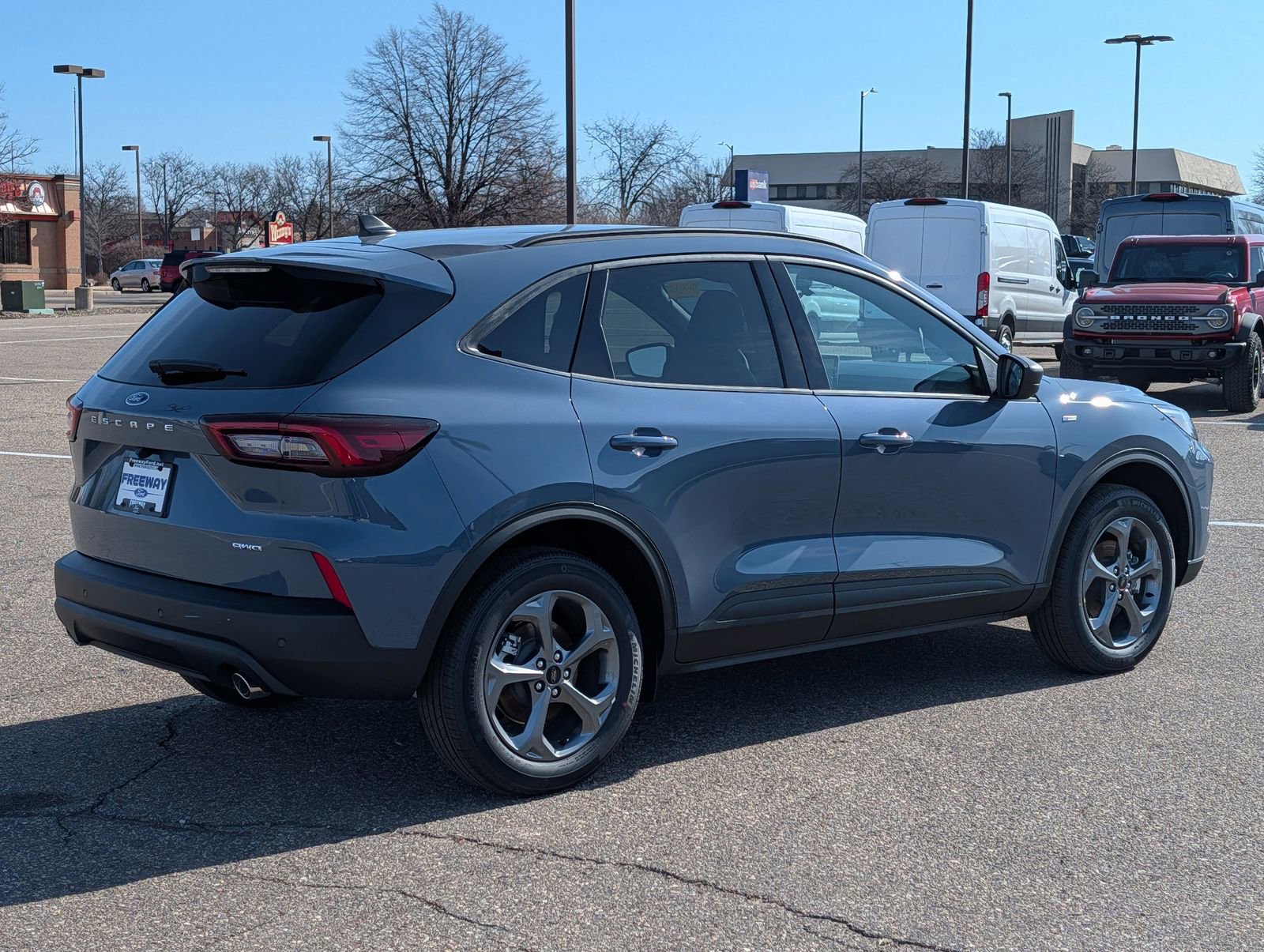 New 2026 Ford Escape ST-Line w/ Tech Pack #1 AWD/4WD image 4