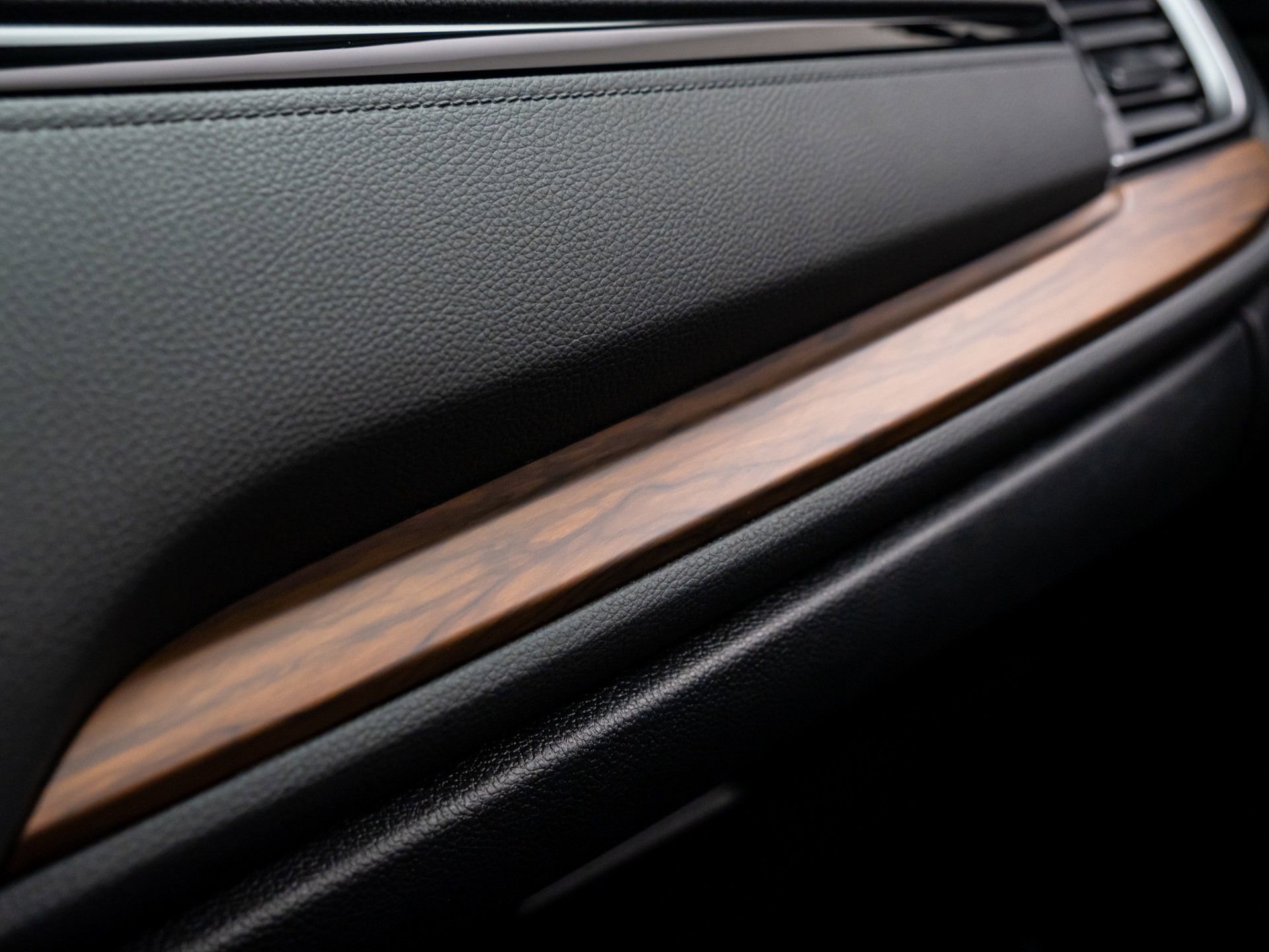 Used 2021 Honda CR-V EX-L image 30