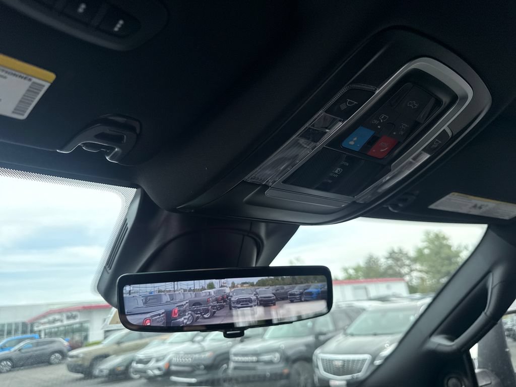 New 2026 RAM 3500 Limited AWD/4WD image 32