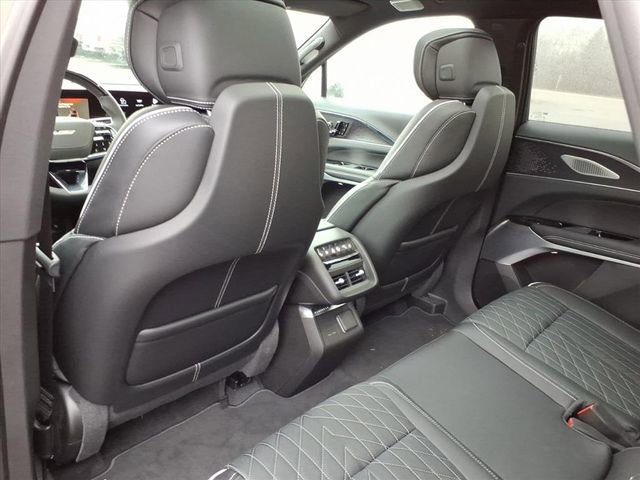 New 2026 Cadillac Lyriq V AWD/4WD image 14