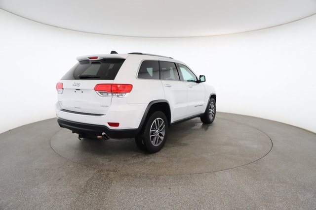 Used 2017 Jeep Grand Cherokee Limited image 17