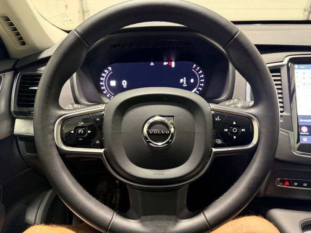 Used 2024 Volvo XC90 B5 Core w/ Protection Package Premier AWD/4WD image 13