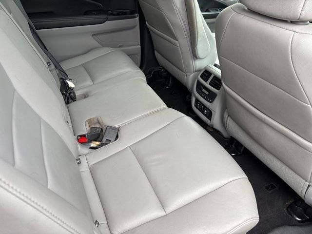 Used 2016 Honda Pilot Touring image 35
