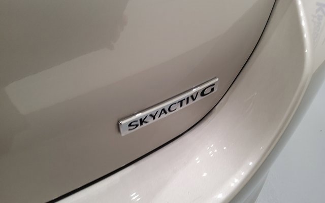 Used 2024 MAZDA MAZDA3 s image 39