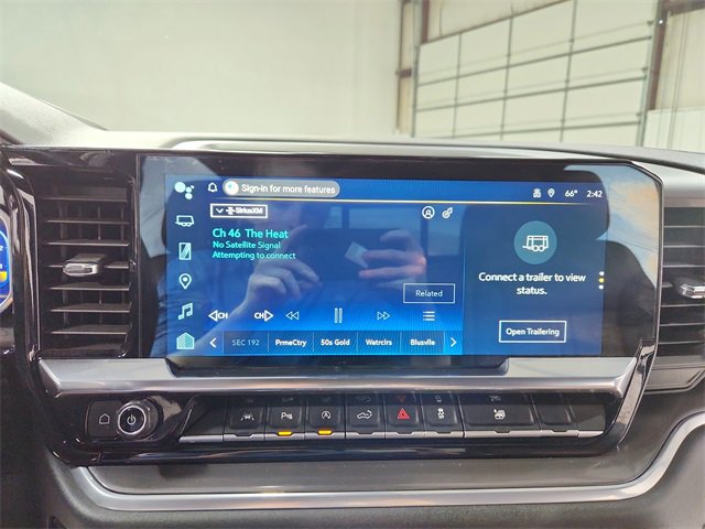 Used 2023 Chevrolet Silverado 1500 High Country image 29