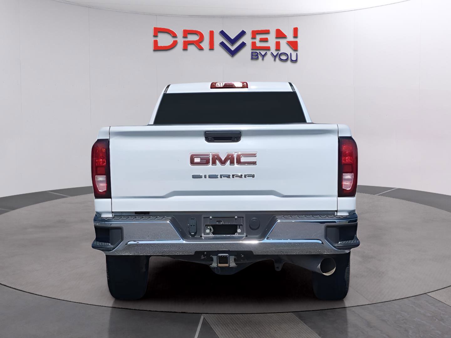 Used 2024 GMC Sierra 3500 Pro image 4