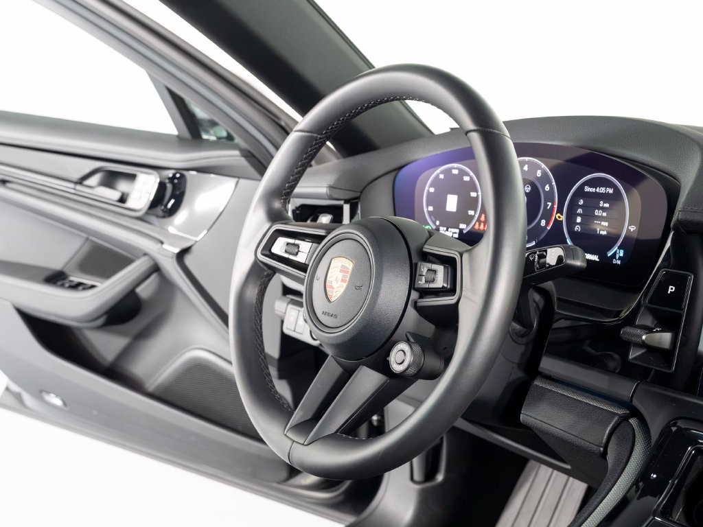 Certified 2026 Porsche Panamera 4 AWD/4WD image 35