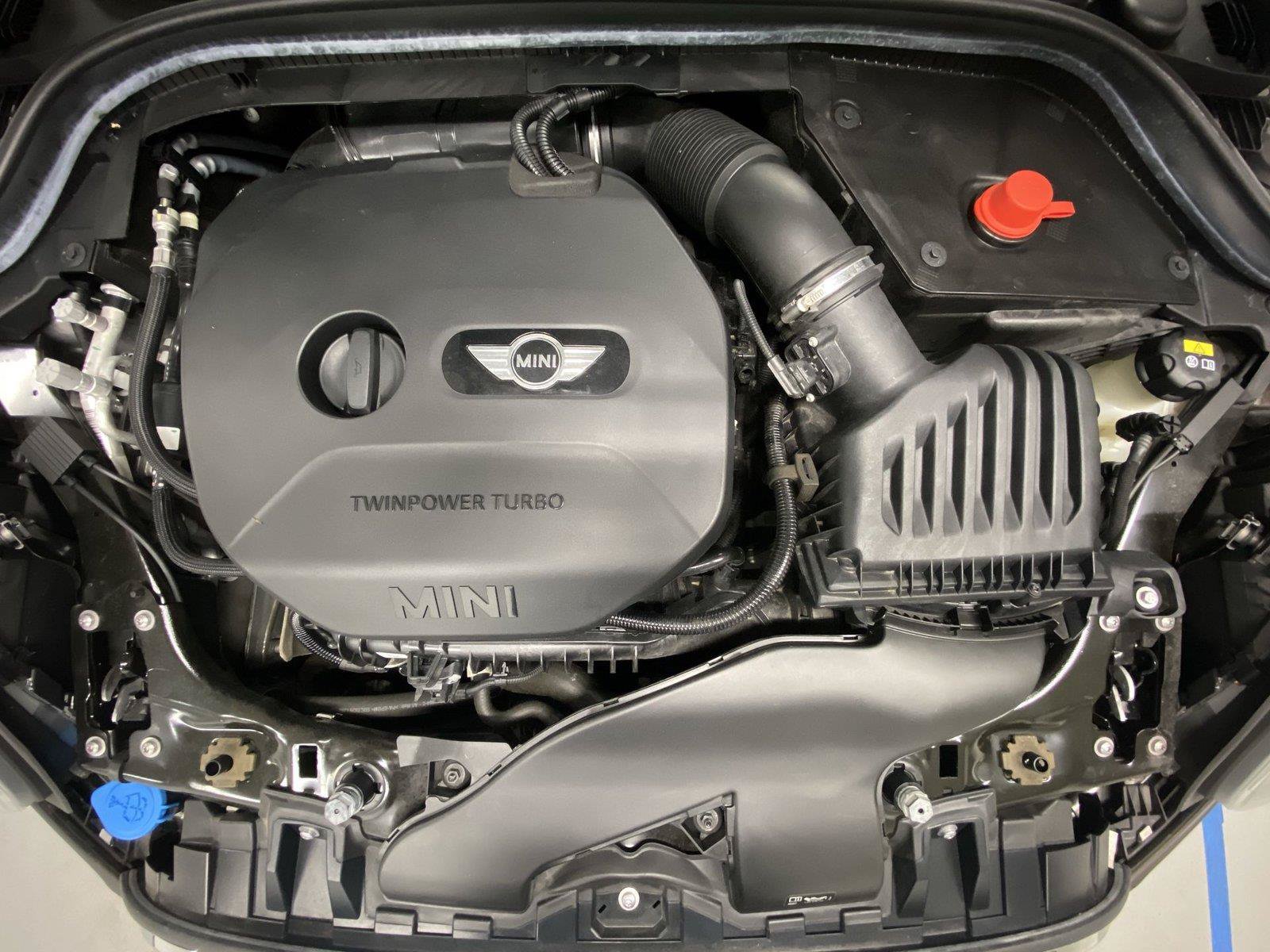 Used 2018 MINI Cooper 2-Door Hardtop FWD image 22
