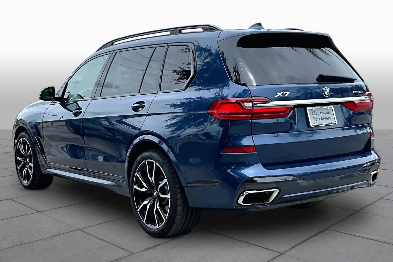 Used 2019 BMW X7 xDrive50i w/ M Sport Package AWD/4WD image 12