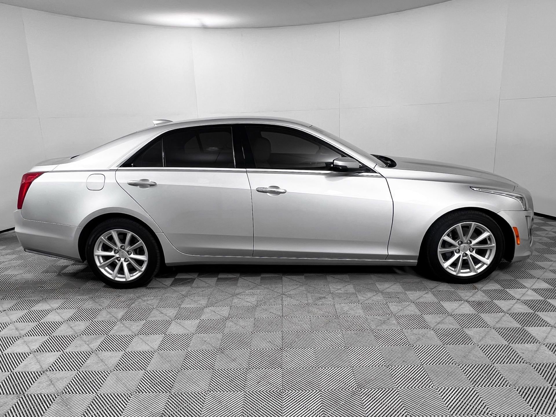 Used 2019 Cadillac CTS Sedan w/ Seating Package image 8
