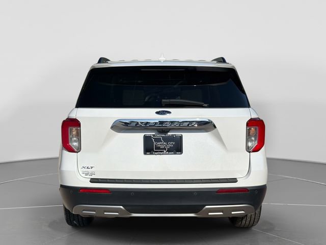 Used 2024 Ford Explorer XLT w/ Equipment Group 202A image 6