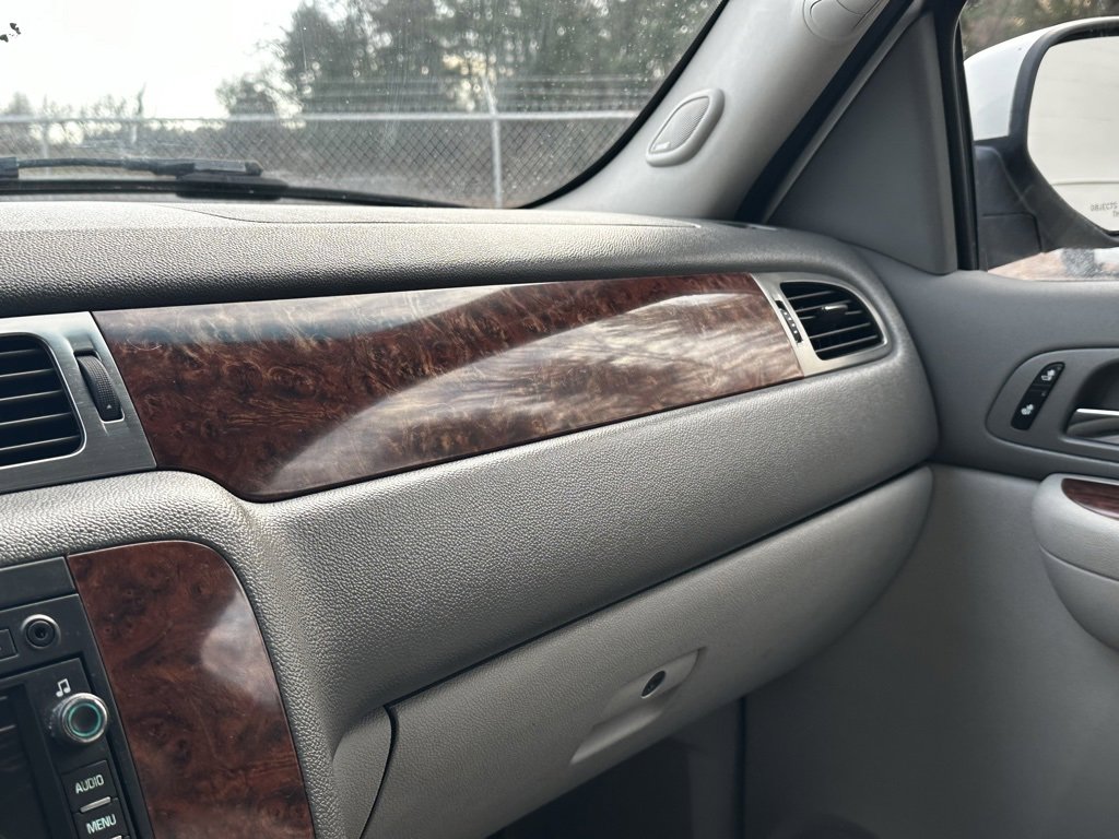 Used 2007 Chevrolet Tahoe LTZ w/ LTZ Preferred Equipment Group image 13