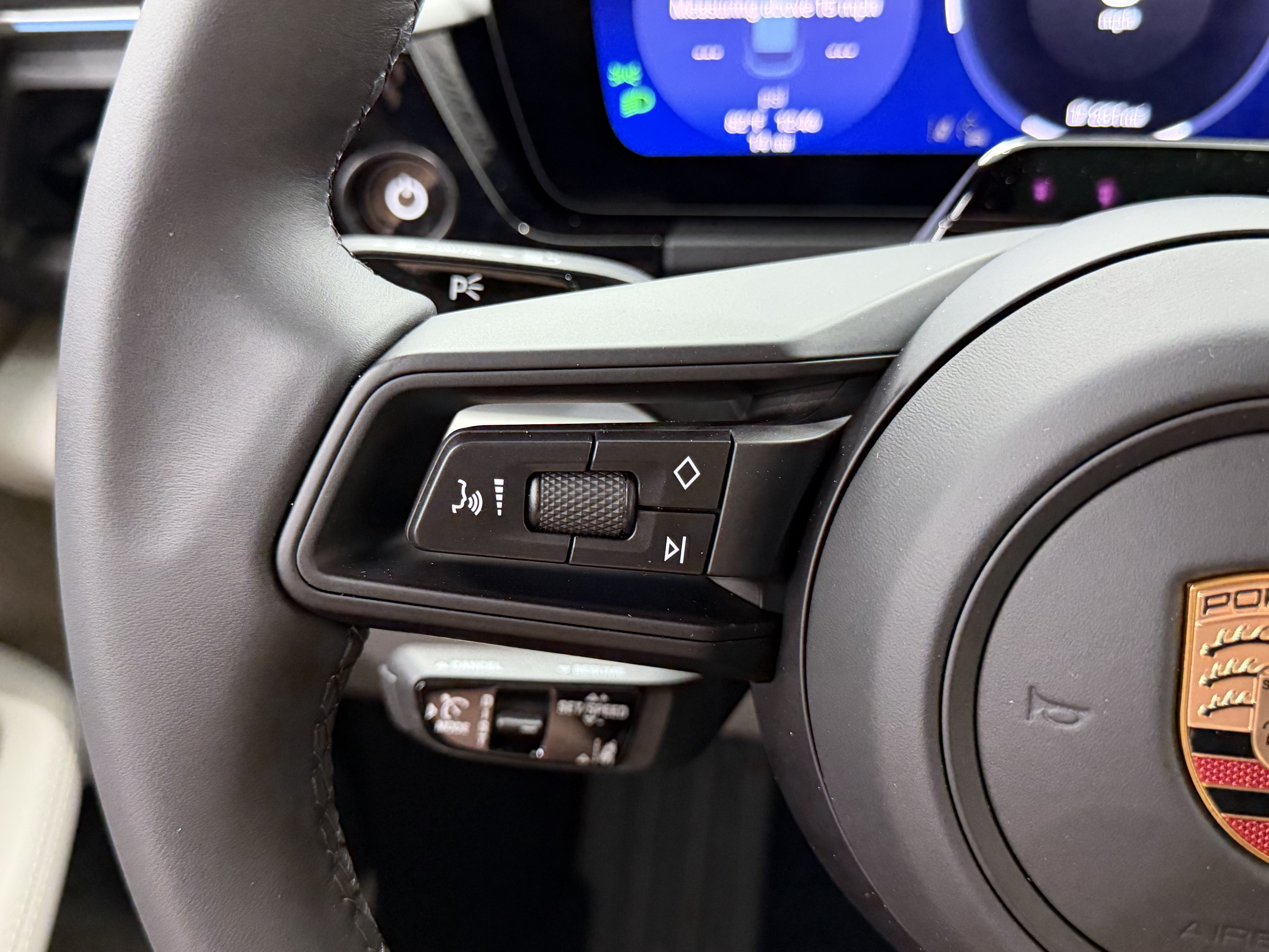 New 2026 Porsche Macan 4 Electric AWD/4WD image 46