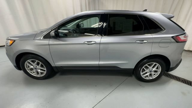 Used 2022 Ford Edge SEL AWD/4WD image 5