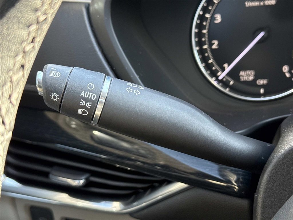 Used 2019 Cadillac XT4 Premium Luxury w/ Cold Weather Package image 28