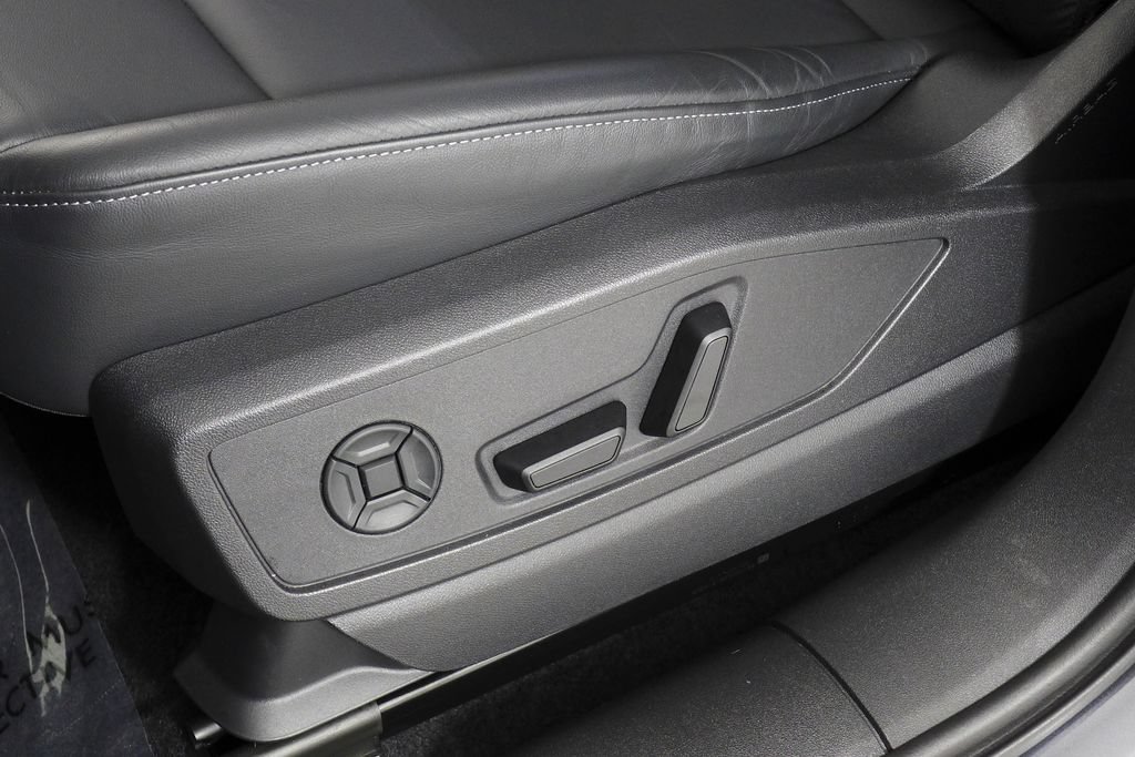 Used 2025 Audi Q5 Premium Plus w/ Premium Plus AWD/4WD image 23