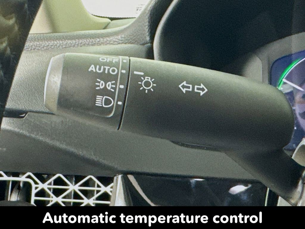 Used 2025 Honda Accord Touring image 13