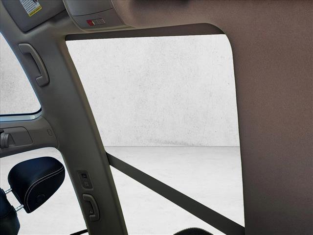 Certified 2023 Volkswagen Atlas SEL Premium AWD/4WD image 16