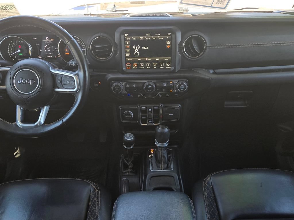 Used 2021 Jeep Wrangler Unlimited Sahara AWD/4WD image 9