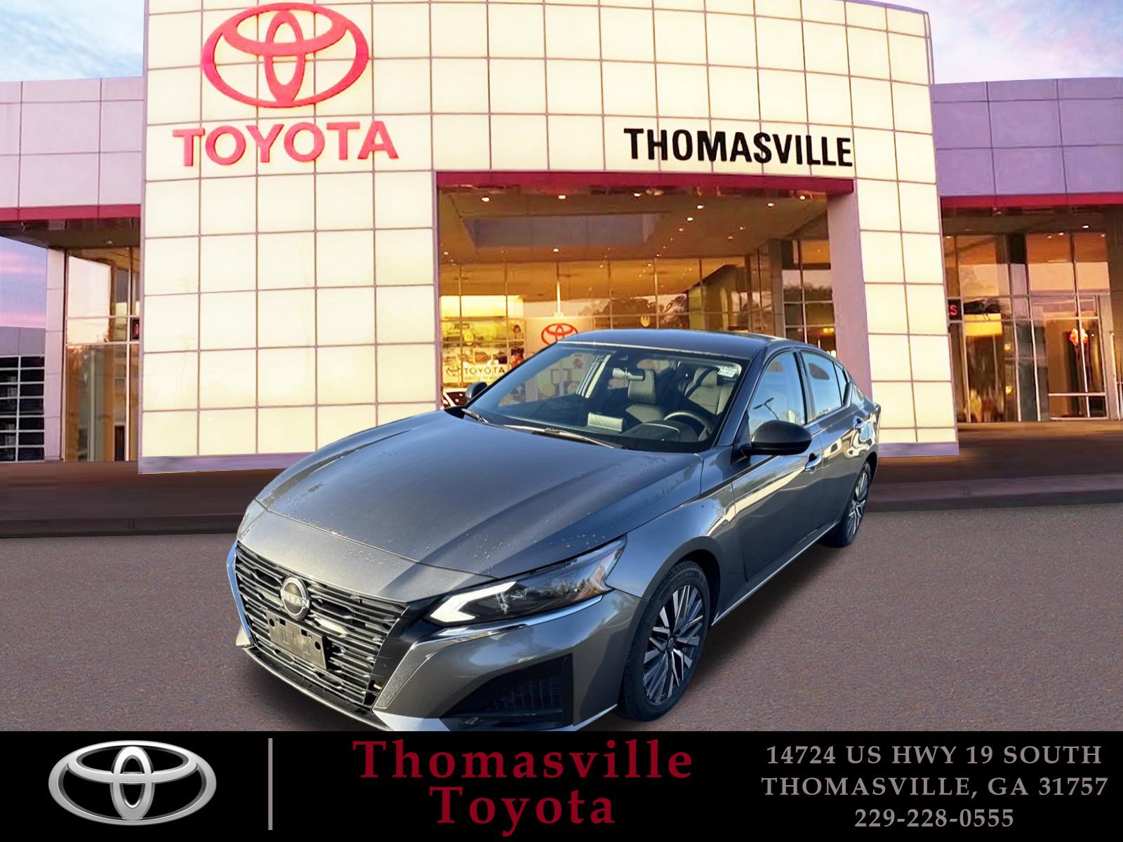 Used 2024 Nissan Altima 2.5 SV image 1