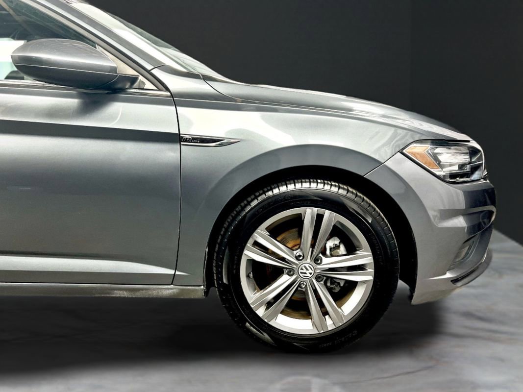 Used 2020 Volkswagen Jetta R-Line FWD image 12