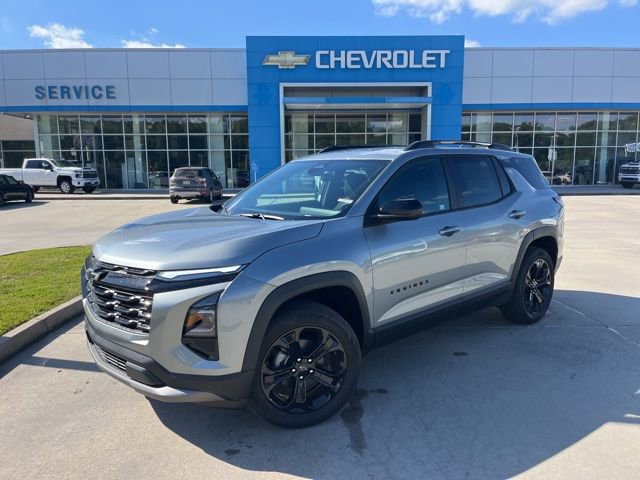 New 2026 Chevrolet Equinox LT w/ Midnight Edition FWD image 2